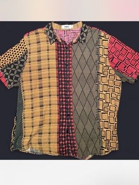 Vintage-Inspired Multicolor Patterned Short-Sleeve Shirt